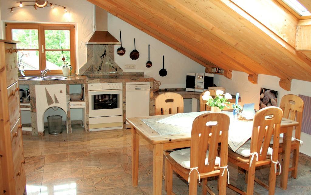 Ferienwohnung Goller Lenggries Ruang foto